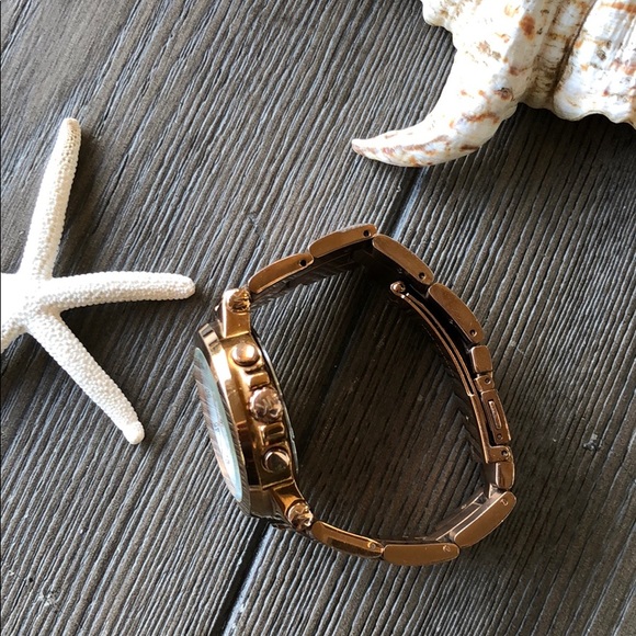 ⭐️🍃Michael Kors watch🍃⭐️ - Picture 3 of 6